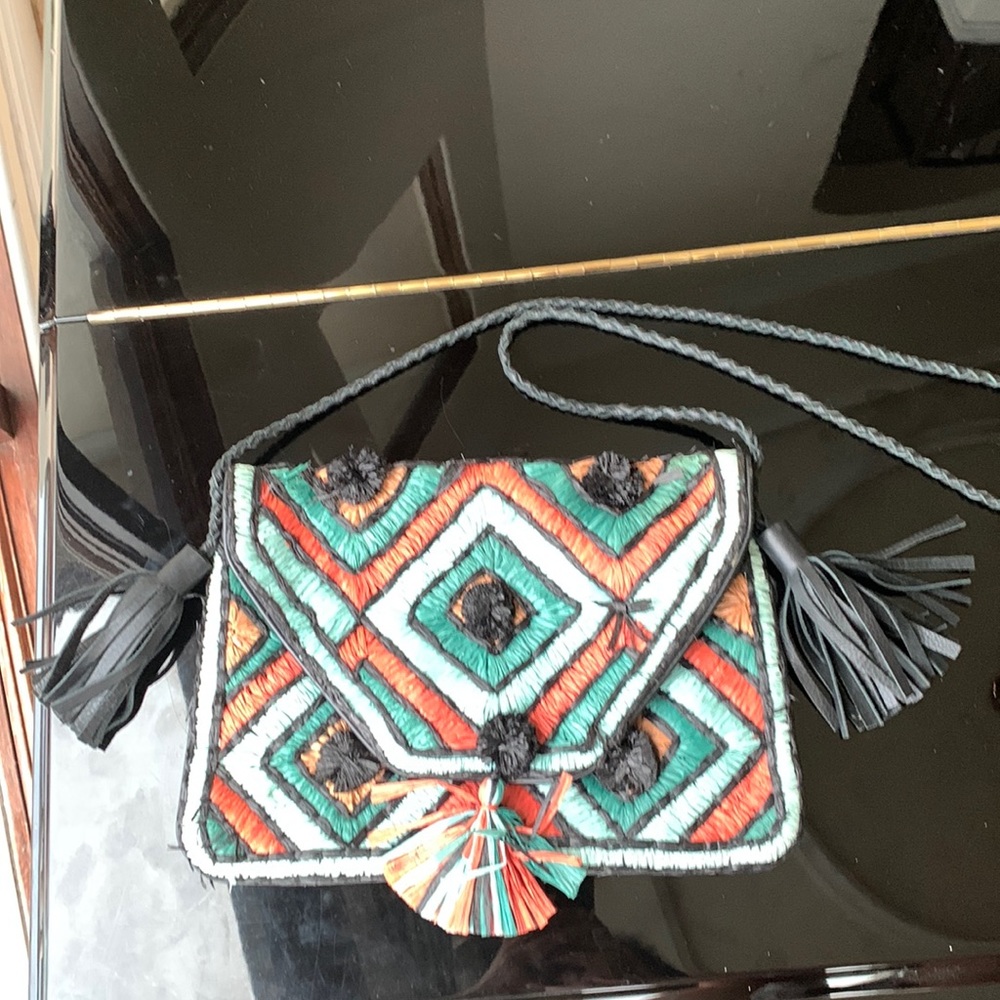 Woven Raffia IbBan Bag